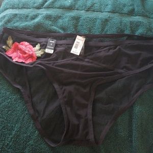 Nwt sz 2 lace  torrid panties